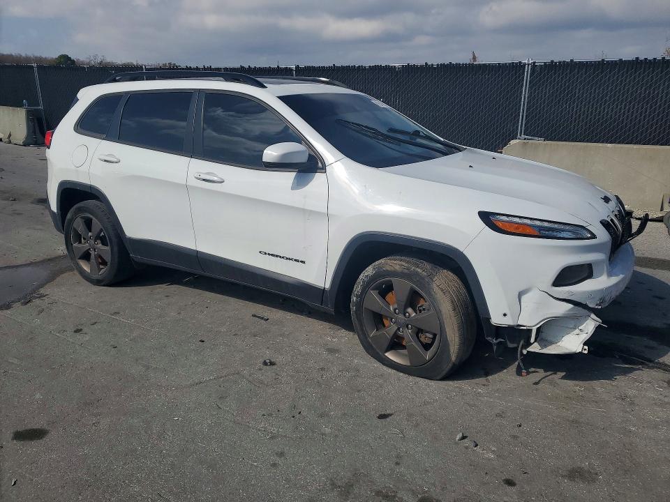 Zdjęcie 4 z aukcji – 2017 JEEP CHEROKEE z VIN 1C4PJMDS9HW583689