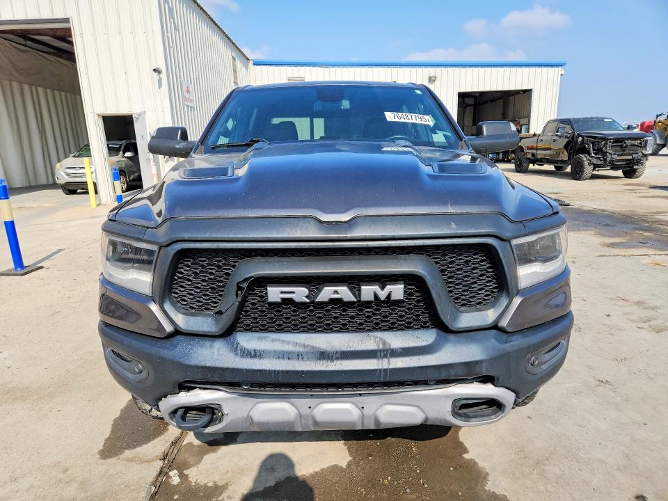 Photo 5 from auction – 2019 RAM 1500 with VIN 1C6SRFLT6KN545527