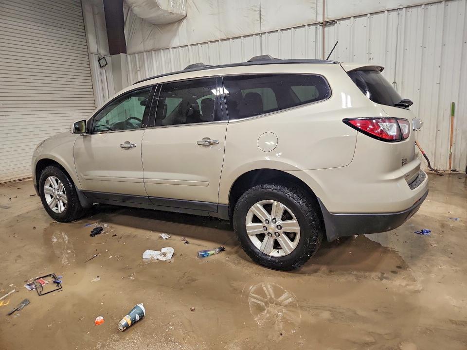 Photo 2 from auction – 2014 CHEVROLET TRAVERSE L with VIN 1GNKVHKDXEJ281869