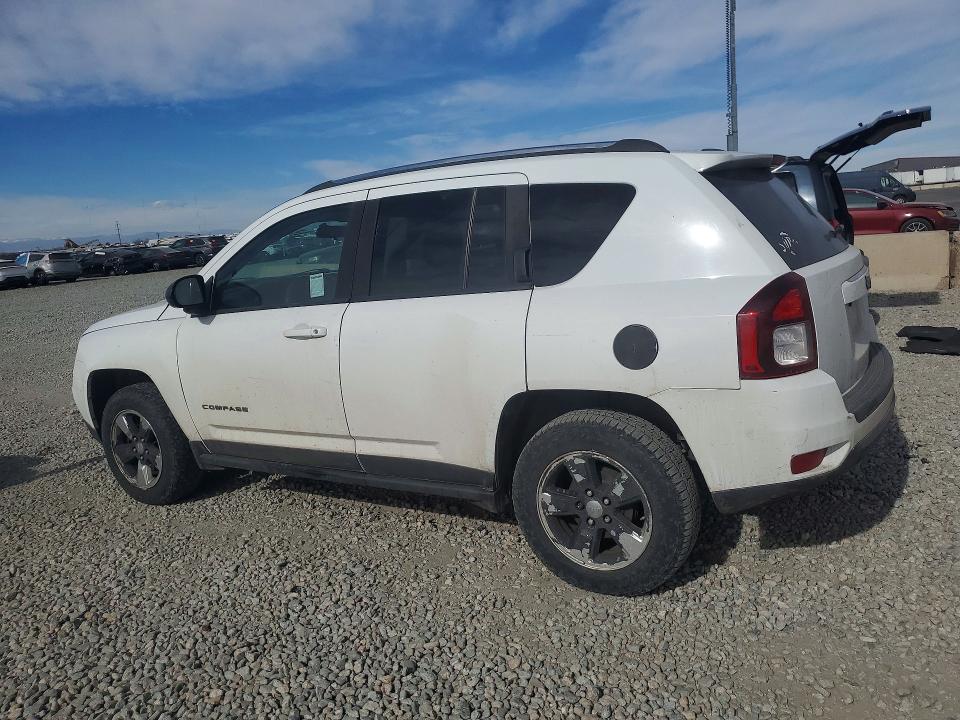 Photo 2 from auction – 2015 JEEP COMPASS with VIN 1C4NJCBA1FD273332