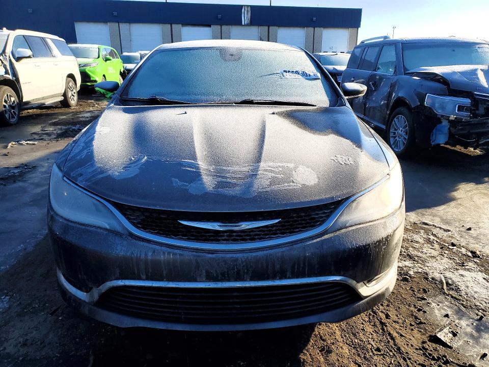 Photo 5 from auction – 2015 CHRYSLER 200 with VIN 1C3CCCAB1FN625996