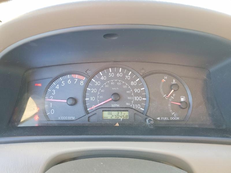 Photo 9 from auction – 2005 TOYOTA COROLLA with VIN 2T1BR32E25C459083