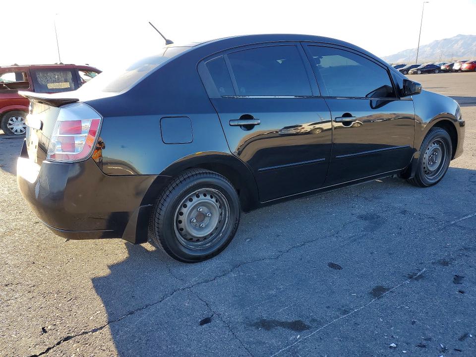 Photo 3 from auction – 2011 NISSAN SENTRA MAN with VIN 3N1AB6AP1BL622712