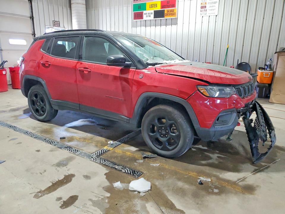 Photo 4 from auction – 2023 JEEP COMPASS with VIN 3C4NJDDN1PT543659
