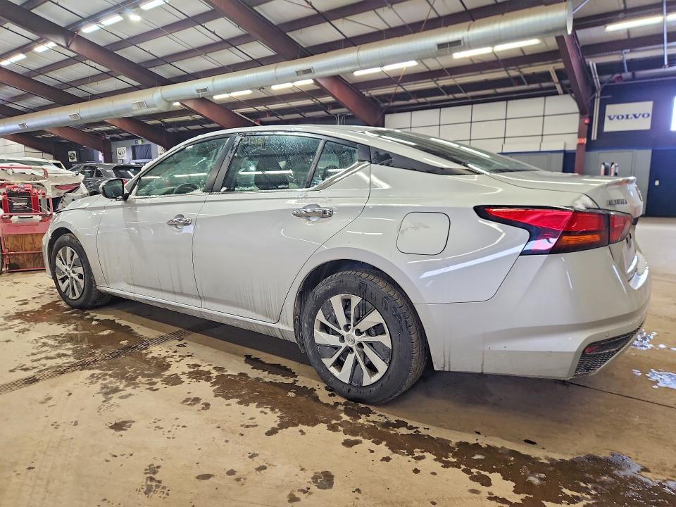 Photo 2 from auction – 2023 NISSAN ALTIMA S with VIN 1N4BL4BVXPN373680
