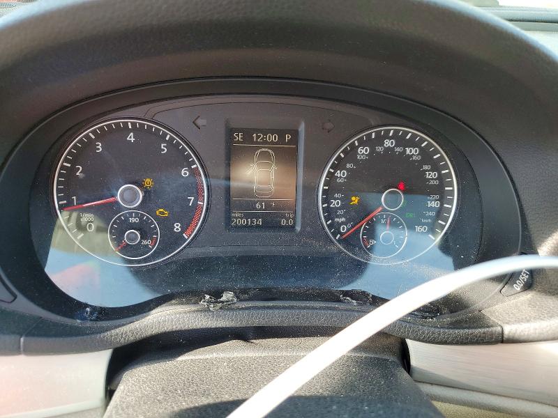 Photo 9 from auction – 2012 VOLKSWAGEN PASSAT with VIN 1VWBP7A37CC009929