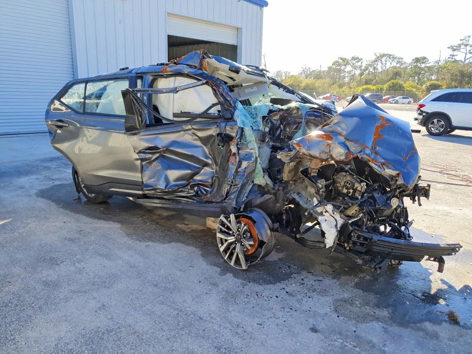 Photo 4 from auction – 2024 NISSAN KICKS SR with VIN 3N1CP5DV6RL495092