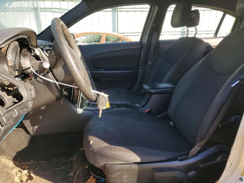 Photo 7 from auction – 2014 CHRYSLER 200 with VIN 1C3CCBAB9EN210207
