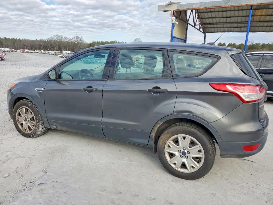 Photo 2 from auction – 2015 FORD ESCAPE S with VIN 1FMCU0F75FUC19782