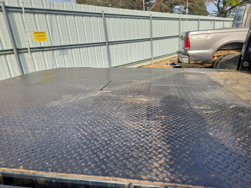 Photo 10 from auction – 2011 FORD F350 with VIN 1FDRF3G64BEB78934