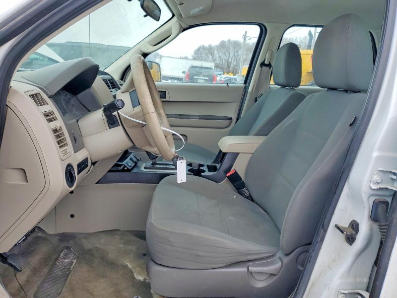 Photo 7 from auction – 2011 FORD ESCAPE with VIN 1FMCU0C76BKB84695