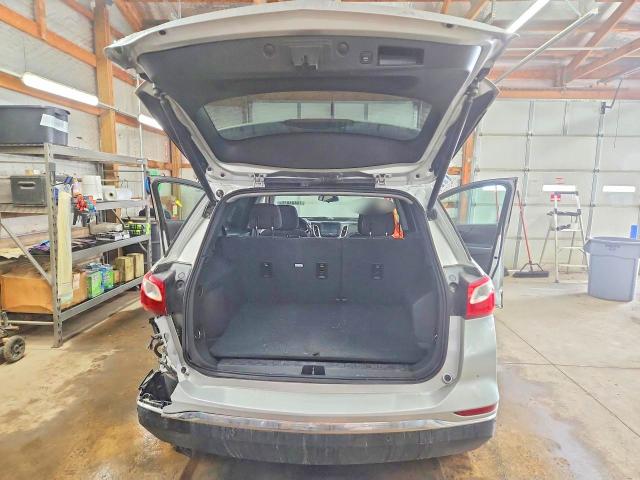 Photo 6 from auction – 2018 CHEVROLET EQUINOX with VIN 3GNAXSEV7JS601293
