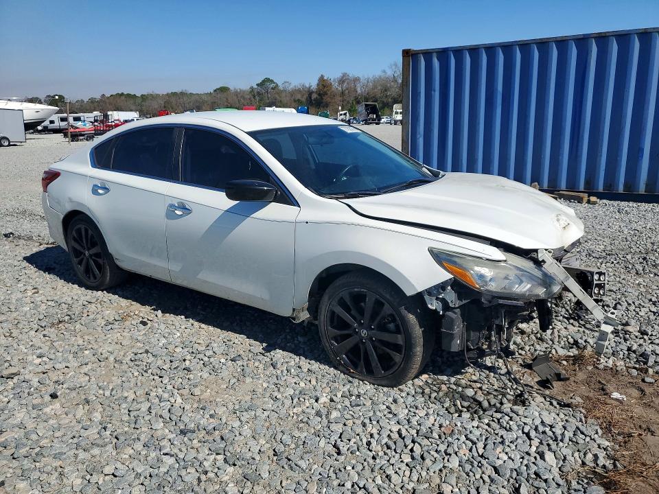 Photo 4 from auction – 2018 NISSAN ALTIMA with VIN 1N4AL3AP8JC206925