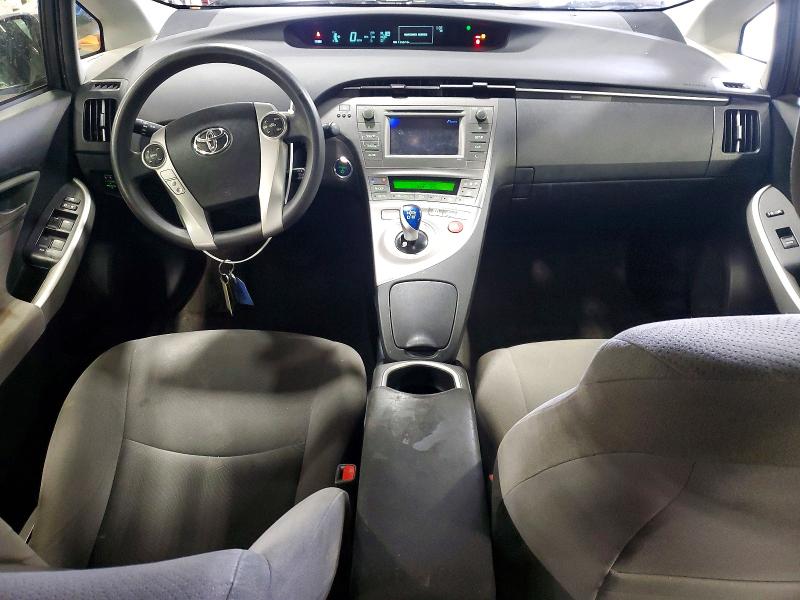 Photo 8 from auction – 2015 TOYOTA PRIUS with VIN JTDKN3DU2F1912334