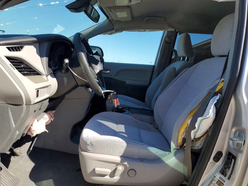 Photo 7 from auction – 2020 TOYOTA SIENNA LE with VIN 5TDKZ3DCXLS086102