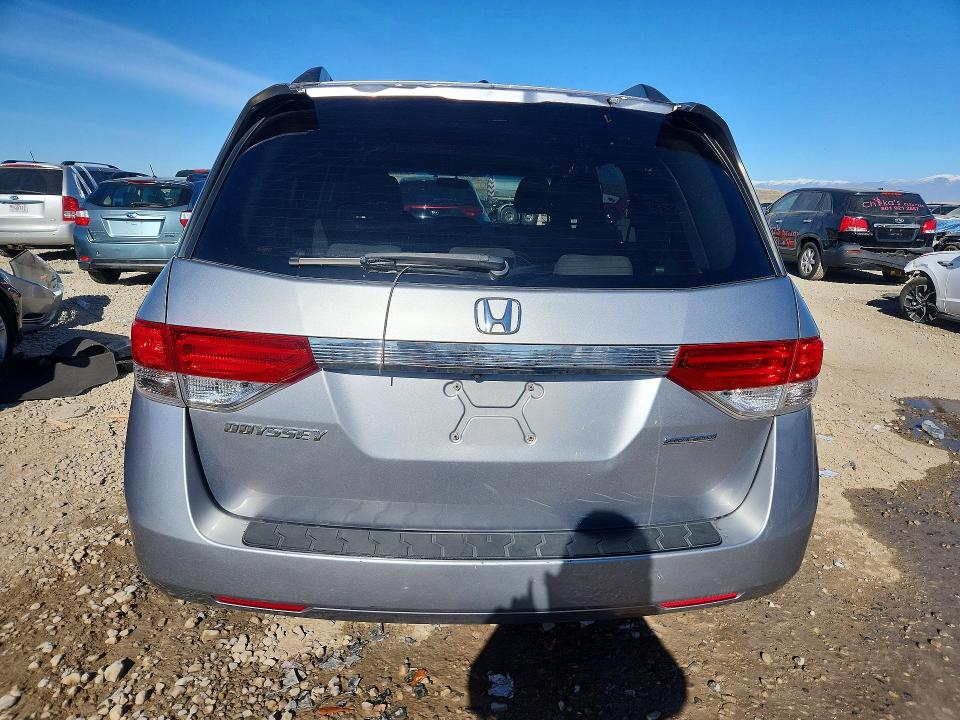 Photo 6 from auction – 2017 HONDA ODYSSEY SE with VIN 5FNRL5H3XHB014317