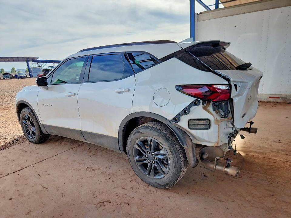 Photo 2 from auction – 2022 CHEVROLET BLAZER with VIN 3GNKBDRS9NS183887