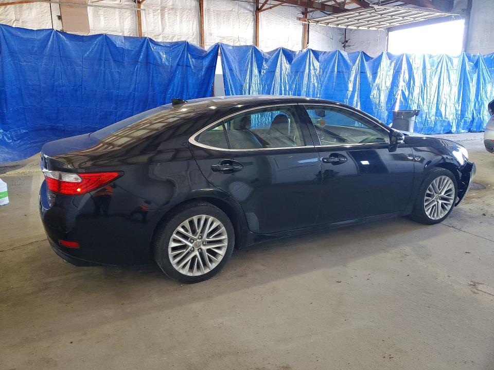 Photo 3 from auction – 2015 LEXUS ES with VIN JTHBK1GG5F2196878