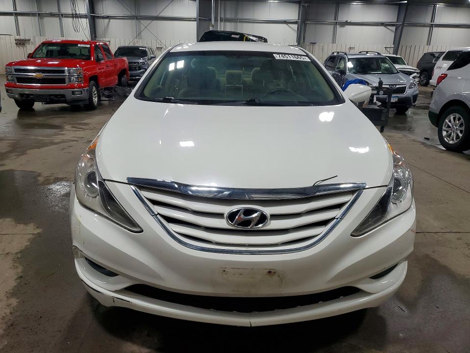 Photo 5 from auction – 2011 HYUNDAI SONATA GLS with VIN 5NPEB4AC8BH143686