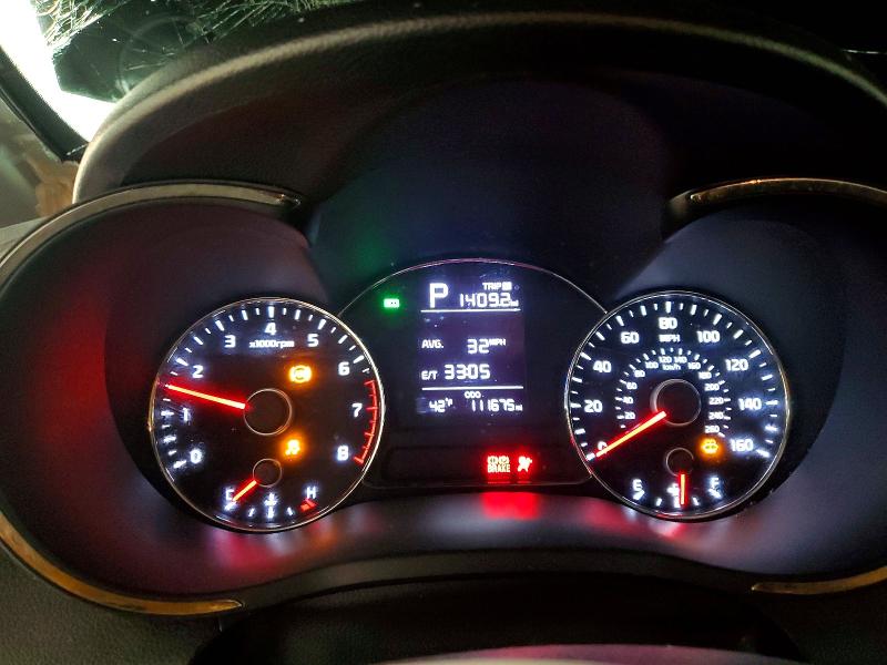 Photo 9 from auction – 2017 KIA FORTE LX with VIN 3KPFK4A75HE055781