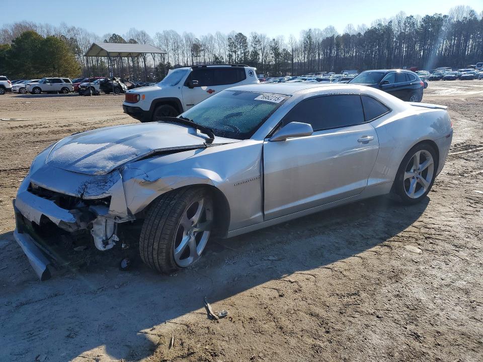 CHEVROLET CAMARO 2015 with VIN 2G1FF1E37F9302930 - Photo from auction