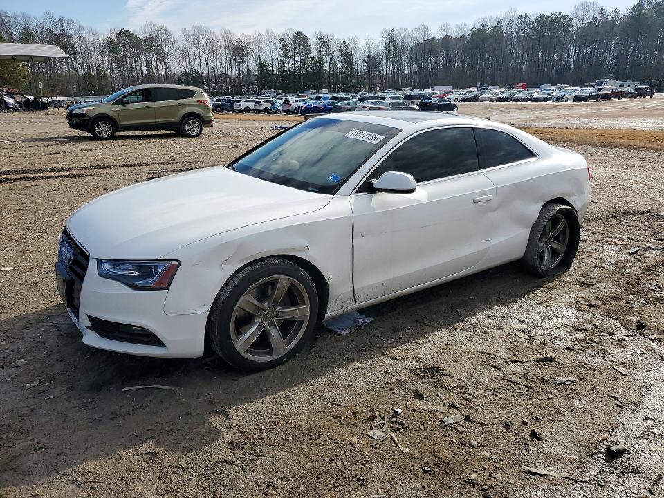 AUDI A5 2013 with VIN WAUCFAFR6DA048316 - Photo from auction