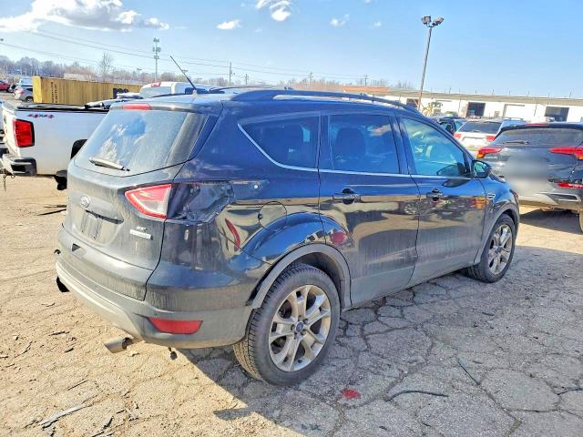Foto 3 de la subasta – 2015 FORD ESCAPE SE con VIN 1FMCU0GX6FUB58263