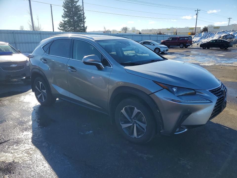 Photo 4 from auction – 2020 LEXUS NX 300 with VIN JTJGARDZ4L5002394