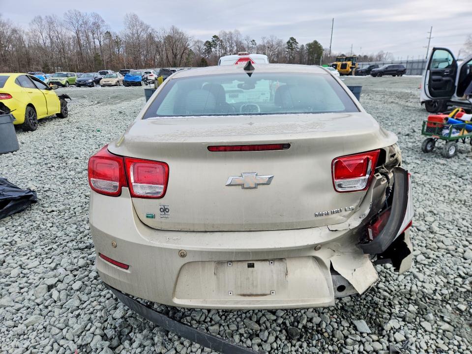 Photo 6 from auction – 2015 CHEVROLET MALIBU with VIN 1G11B5SL0FF153916
