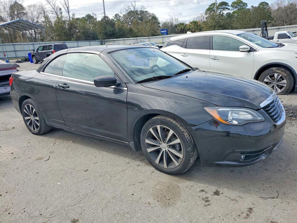 Photo 4 from auction – 2012 CHRYSLER 200 with VIN 1C3BCBGG6CN116166