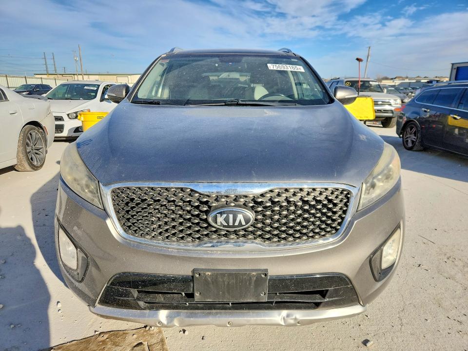 Photo 5 from auction – 2016 KIA SORENTO with VIN 5XYPK4A53GG080327
