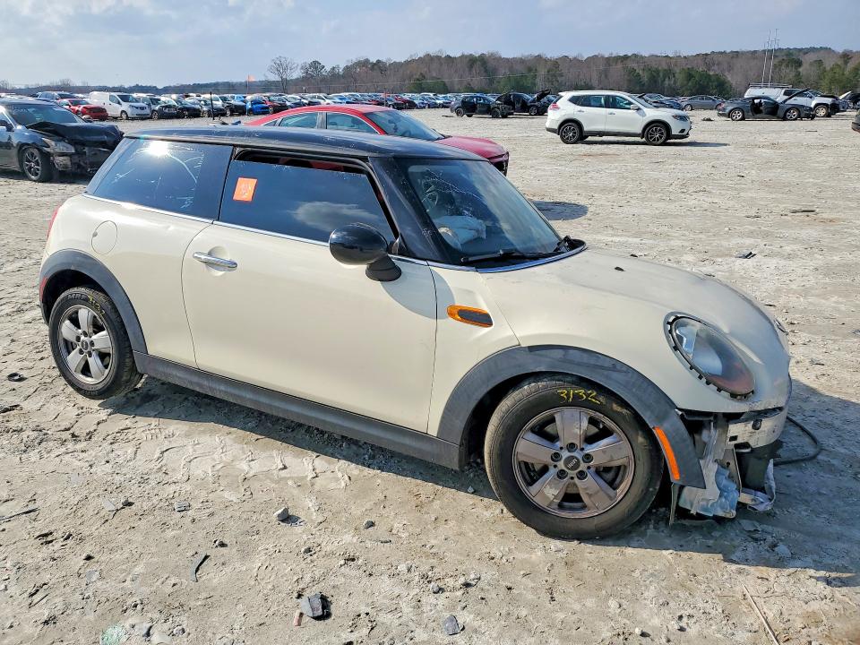 Photo 4 from auction – 2018 MINI COOPER with VIN WMWXP5C58J2G63725