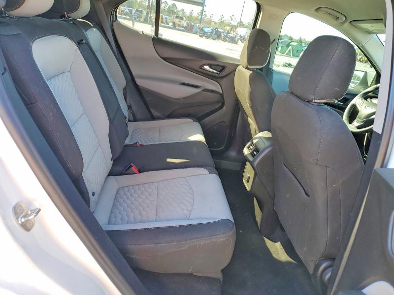 Photo 11 from auction – 2018 CHEVROLET EQUINOX with VIN 3GNAXKEXXJS531192