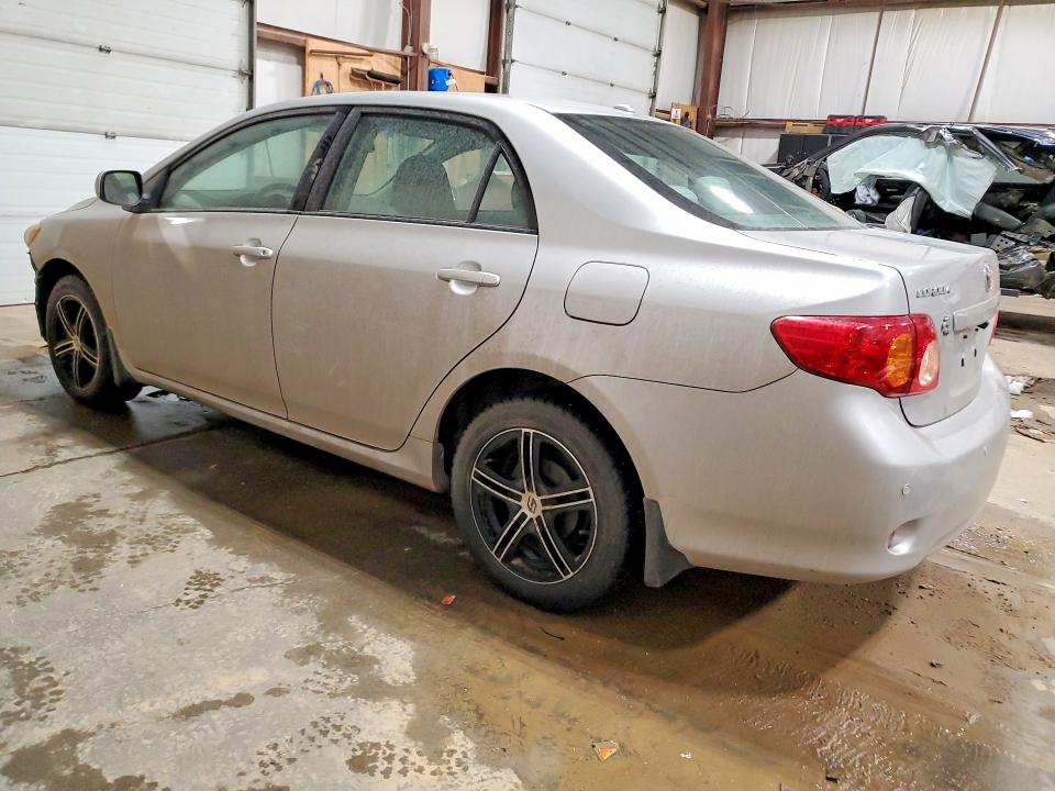صورة رقم 2 من المزاد - 2010 TOYOTA COROLLA مع VIN 2T1BU4EE4AC396062