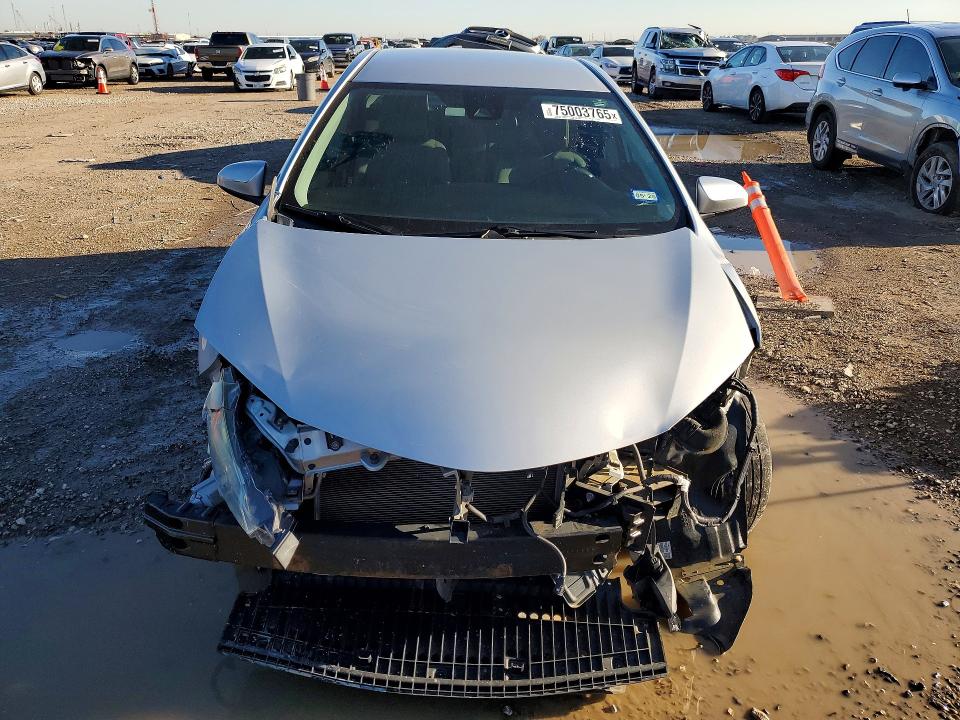 Photo 5 from auction – 2018 TOYOTA COROLLA L with VIN 5YFBURHE4JP786846