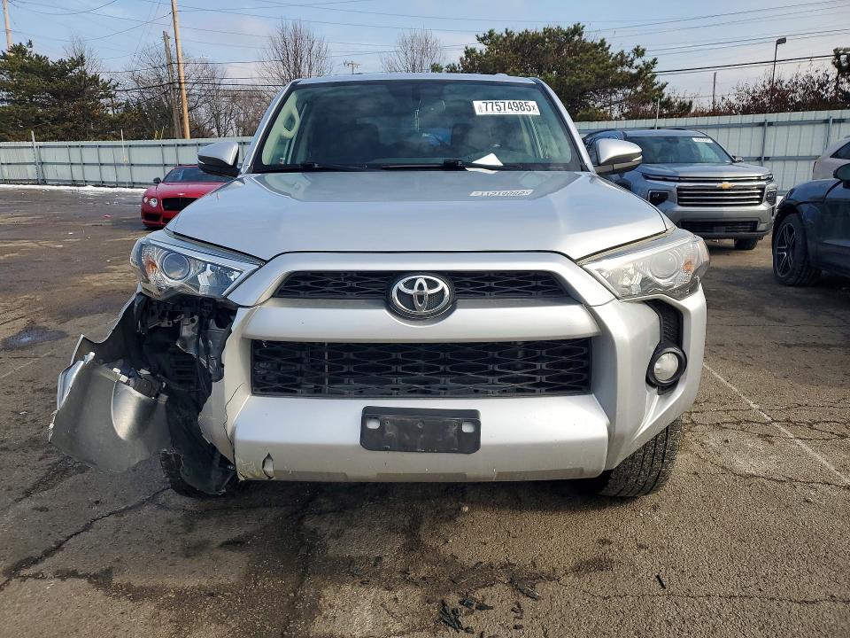 صورة رقم 5 من المزاد - 2015 TOYOTA 4RUNNER SR مع VIN JTEBU5JR0F5265824