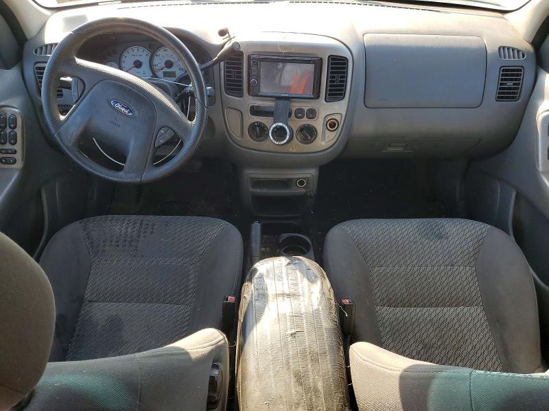 Photo 8 from auction – 2003 FORD ESCAPE with VIN 1FMYU031X3KB12997