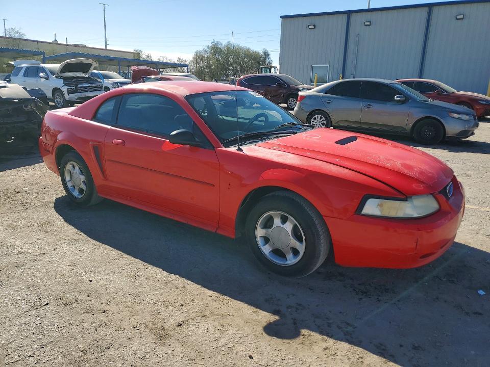 Photo 4 from auction – 2000 FORD MUSTANG with VIN 1FAFP4043YF257992