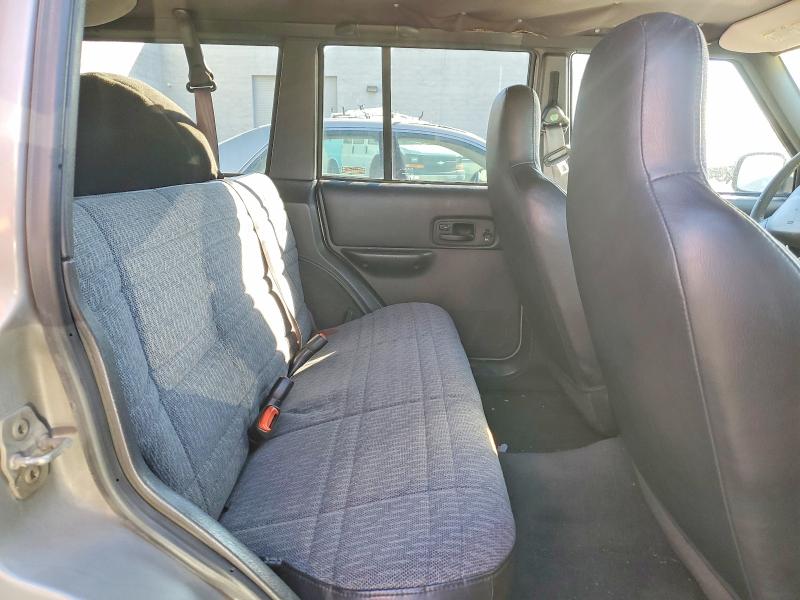 Photo 11 from auction – 2000 JEEP CHEROKEE with VIN 1J4FT48S2YL188040