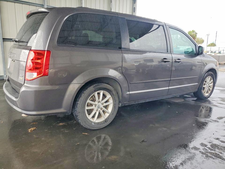 Photo 3 from auction – 2015 DODGE GRAND CARAVAN with VIN 2C4RDGCG6FR733844