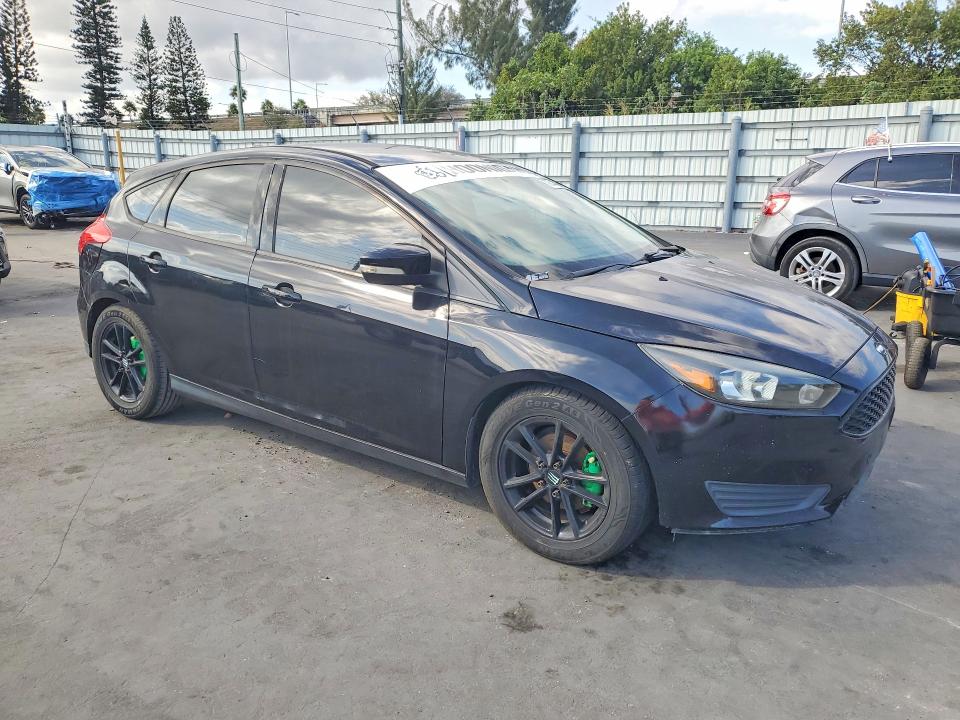 Photo 4 from auction – 2016 FORD FOCUS with VIN 1FADP3K2XGL393601