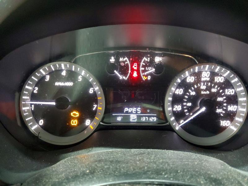 Photo 9 from auction – 2015 NISSAN SENTRA with VIN 3N1AB7AP8FY312653