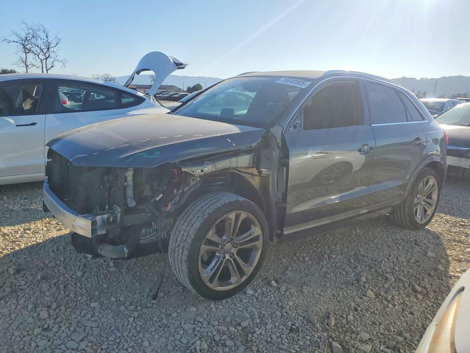 AUDI Q3 2018 with VIN WA1HCCFS0JR003959 - Photo from auction