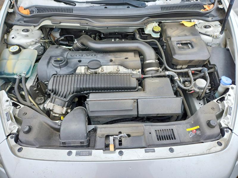 Photo 11 from auction – 2012 VOLVO C30 with VIN YV1672MK1C2265509