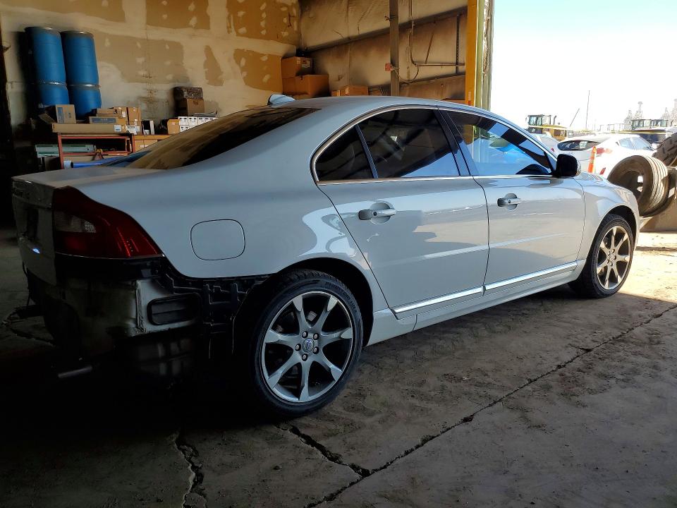 Photo 3 from auction – 2012 VOLVO S80 3.2 with VIN YV1952AS7C1159112