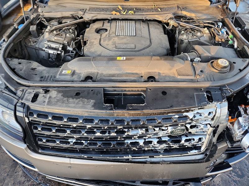 Photo 12 from auction – 2016 LAND ROVER RANGE ROVER with VIN SALGS2KFXGA299564