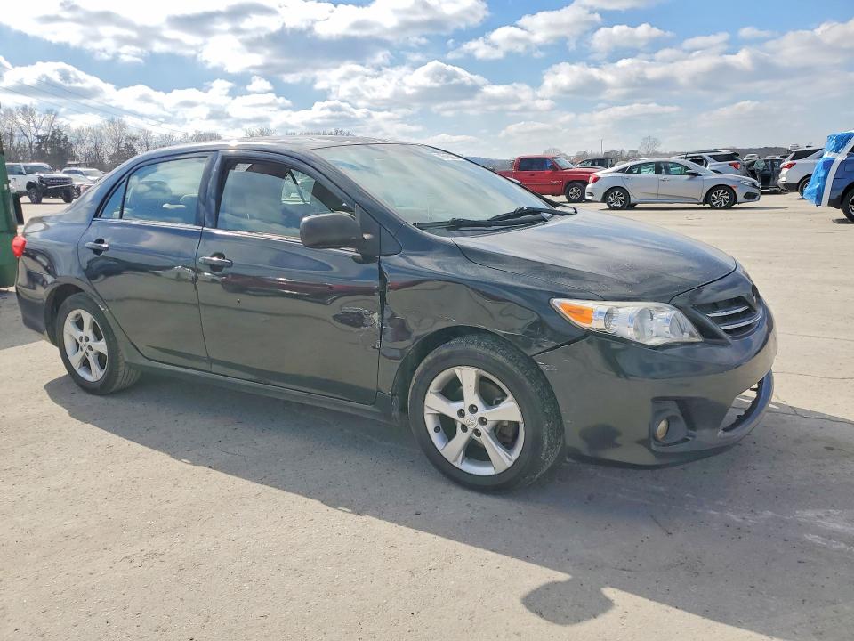 Photo 4 from auction – 2013 TOYOTA COROLLA with VIN 2T1BU4EE3DC945397