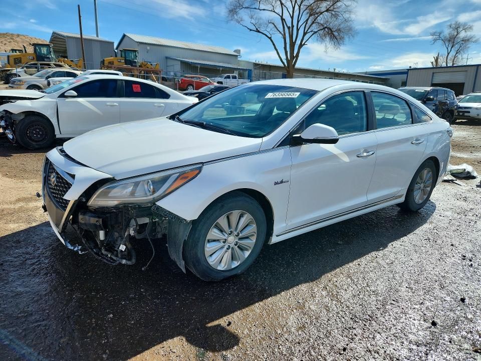 HYUNDAI SONATA 2016 with VIN KMHE24L16GA037274 - Photo from auction
