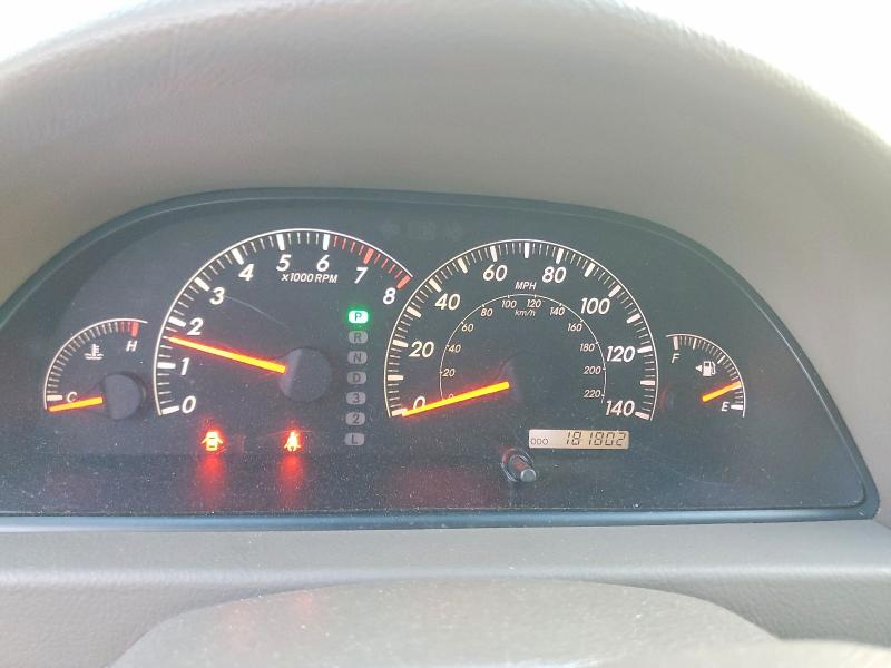 Photo 9 from auction – 2005 TOYOTA CAMRY with VIN 4T1BE32K95U005140