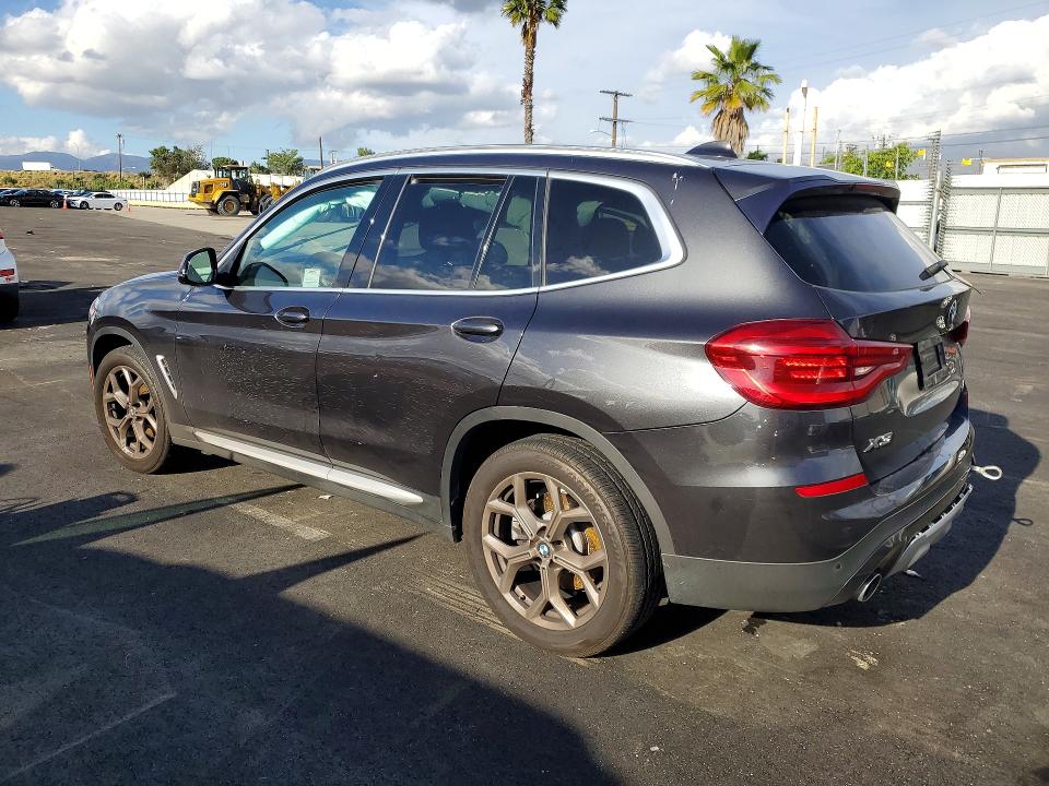 Фото 2 с аукциона – 2021 BMW X3 с VIN 5UXTY3C07M9F94429